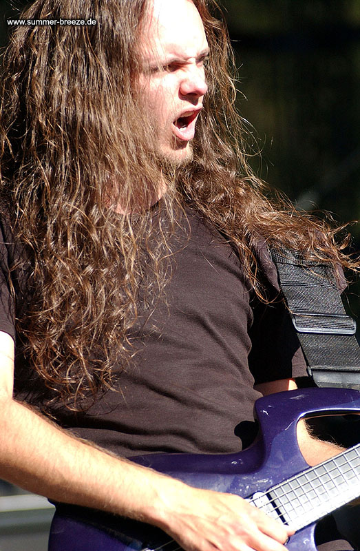 Bild eines Mitglieds der Band God Dethroned beim Live Auftritt auf dem Summer Breeze 2003.